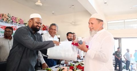 মিথ্যা মামলা হতে দেব না’ শিক্ষকদের পাশে এমপি বাচ্চু