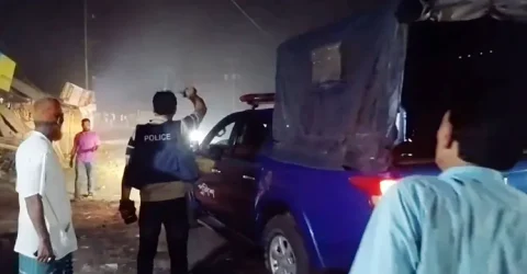মাদক বিক্রির টাকা নিয়ে সংঘর্ষ, ককটেল বিস্ফোরণ