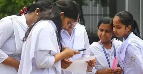 শিক্ষার্থীদের বৃত্তির টাকায় প্রতারকচক্রের নজর, সতর্ক করলো বোর্ড