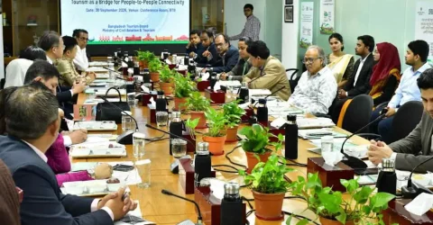 বিদেশি পর্যটক বাড়াতে কূটনীতিকদের সঙ্গে বসেছে পর্যটন বোর্ড